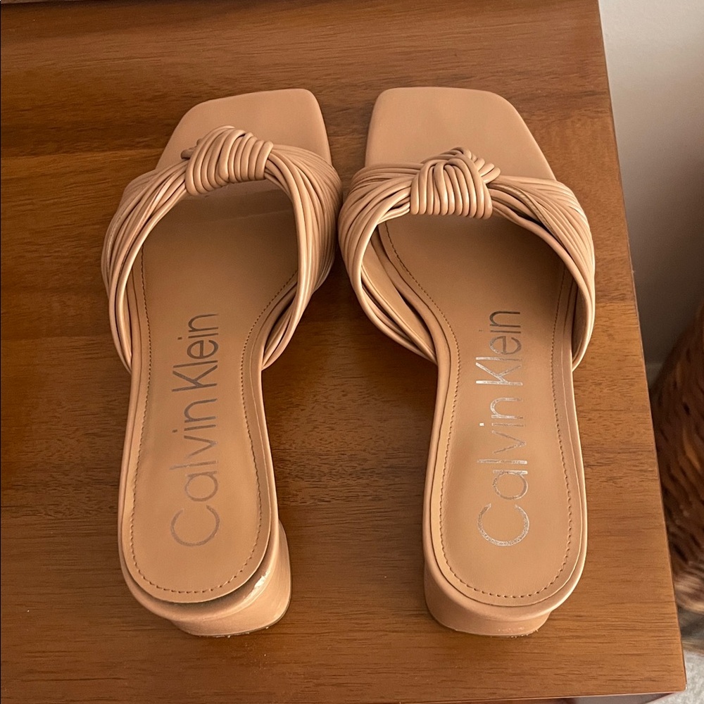 Calvin Klein Women's Beige Knotted Sandals